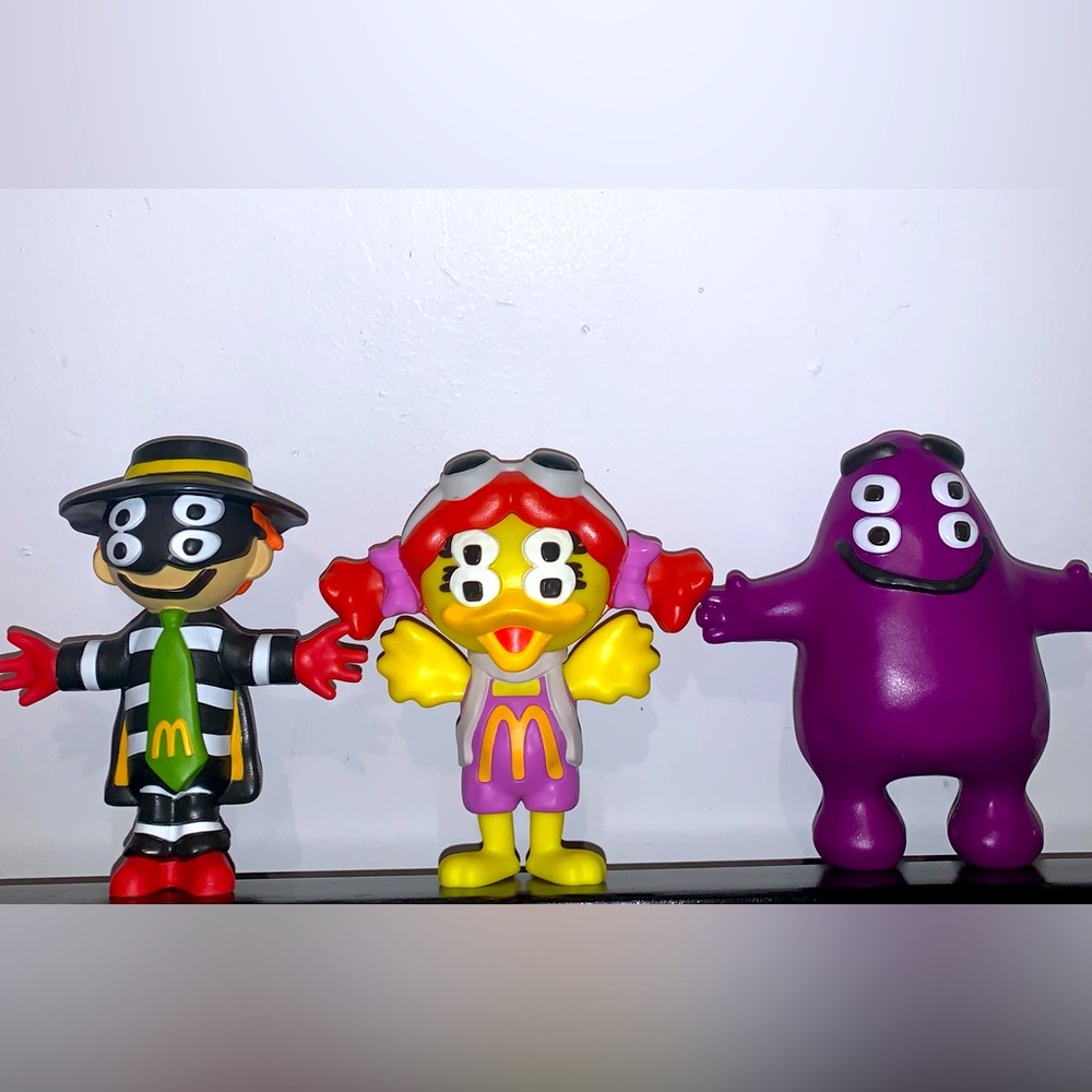 CACTUS PLANT FLEA MARKET X MCDONALDS COLLAB TOYS